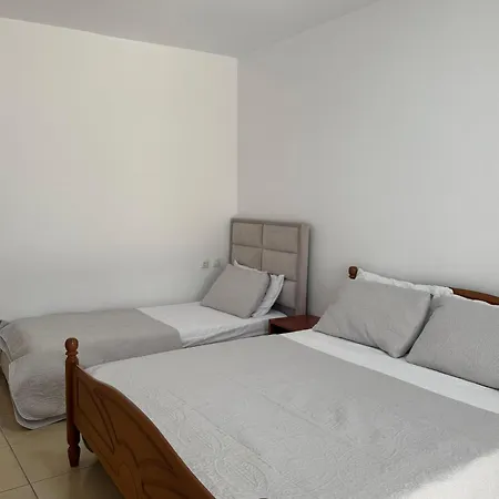 Guest house Qirjako's Himare