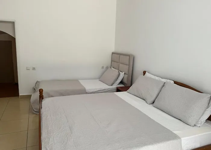 Qirjako's בית הארחה 3*